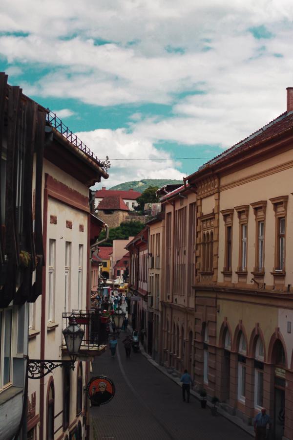 Centrooms * Eger