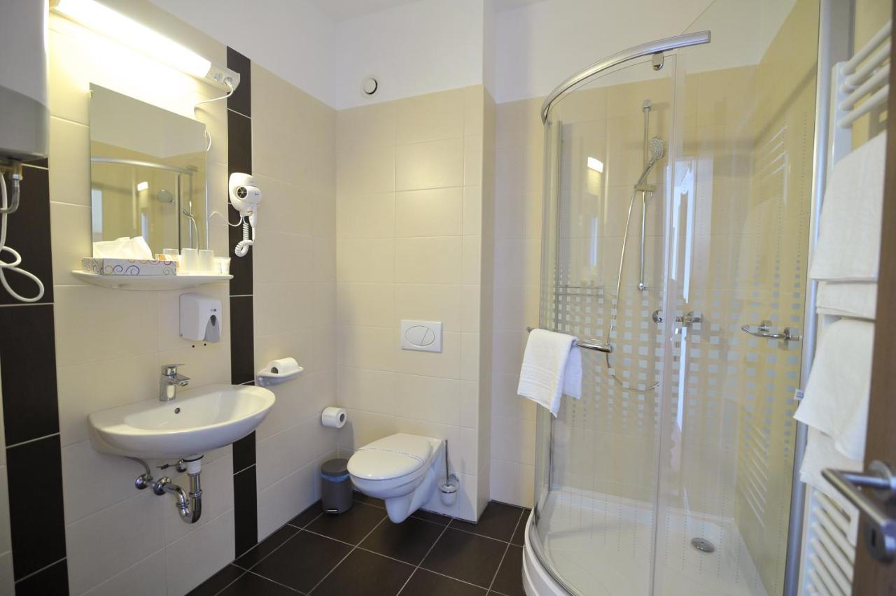 Hotel Centrooms *